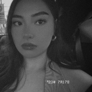 Meet your Posher, Jessica